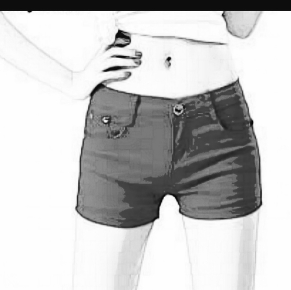 Digit@1 woman belt loops woman short. - Picture 1 of 3